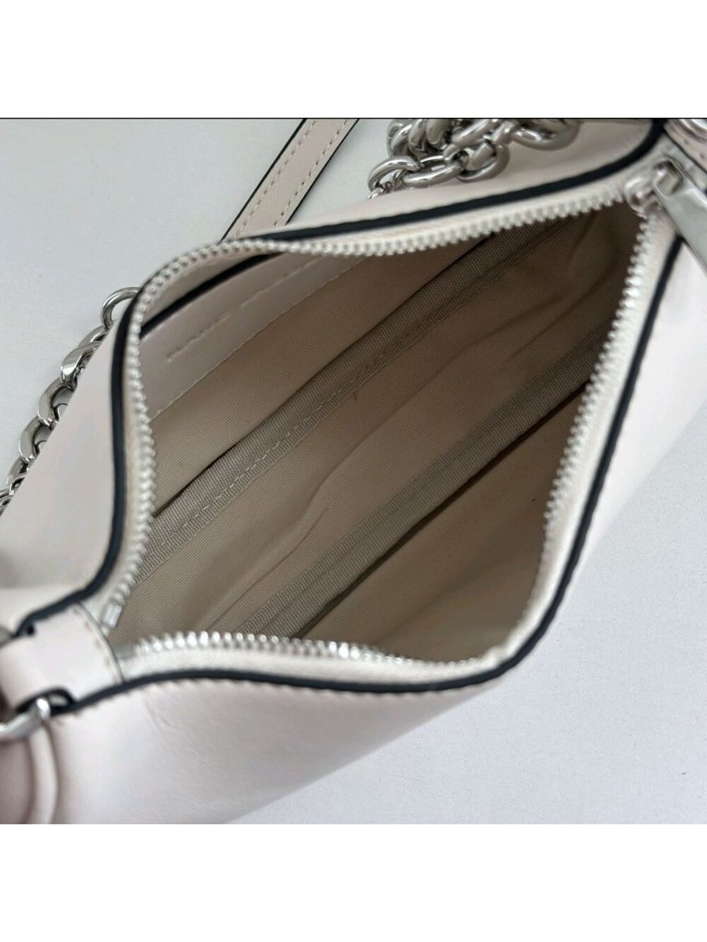 Marc Jacobs The Star Charm Leather Shoulder Bag White OS - Picture 13 of 14